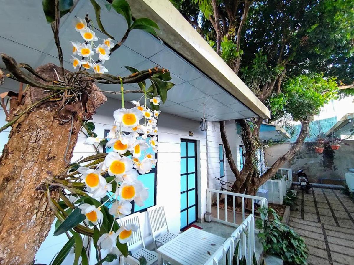Homestay Vuon Nhan Plây Ku Exterior foto